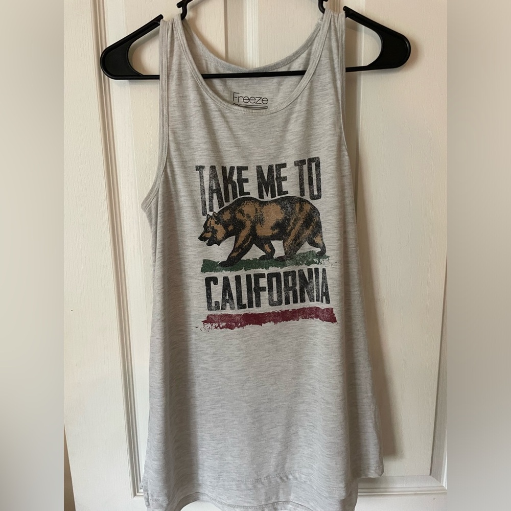 SUPER SOFT California tank with small slits on the bottom sides